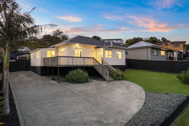 7 Polkinghorne Drive, Manly, Whangaparaoa - Carousel 1