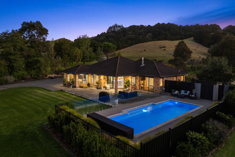 228 Harris Road, Whangarei - Carousel 1