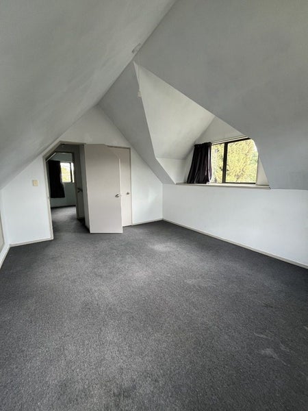 363 Cambridge Road, Hillcrest, Hamilton - Carousel 12