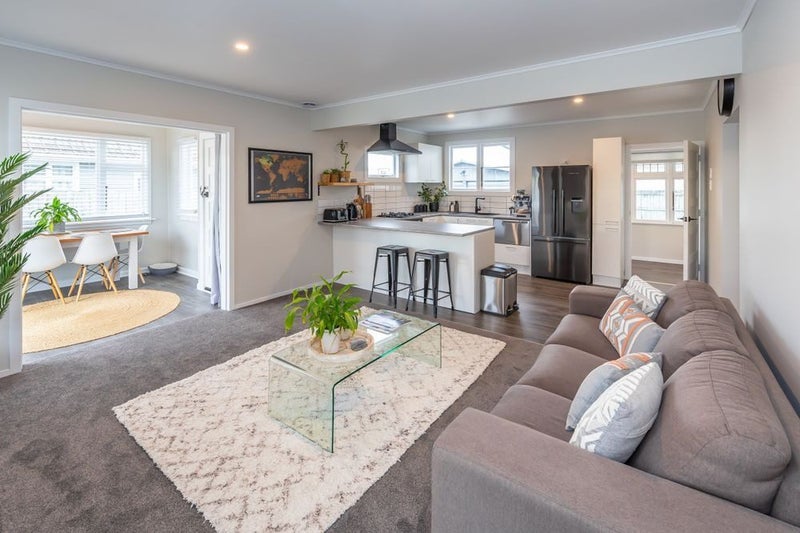 15 Cleland Street, Belfast, Christchurch - Carousel 2