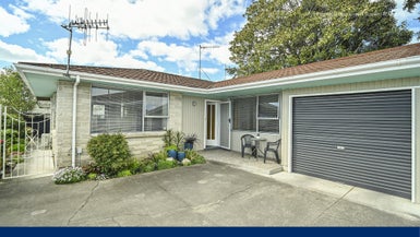 220B Wolseley Street, Mayfair, Hastings - Carousel 1