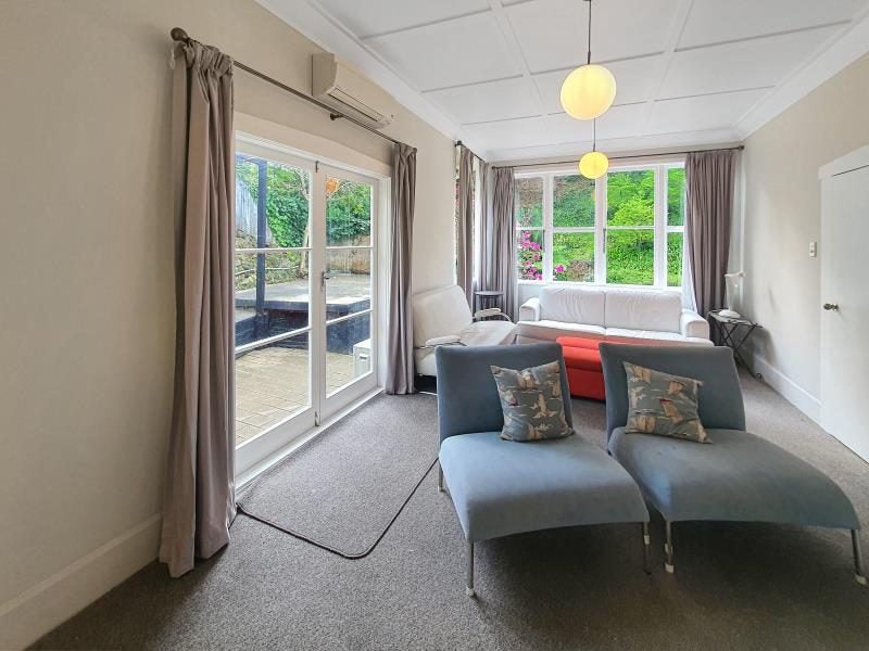 7 Spencer Road, Hospital Hill, Napier - Carousel 2