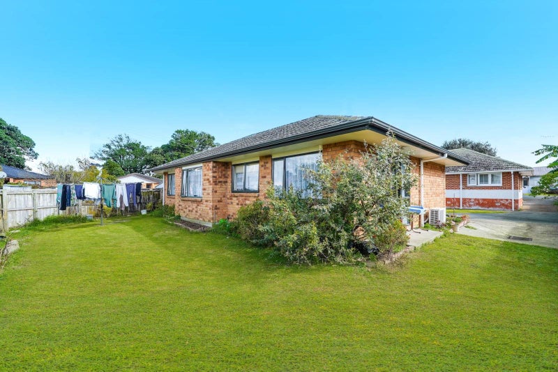 2/112 Gray Avenue, Papatoetoe, Auckland - Carousel 2