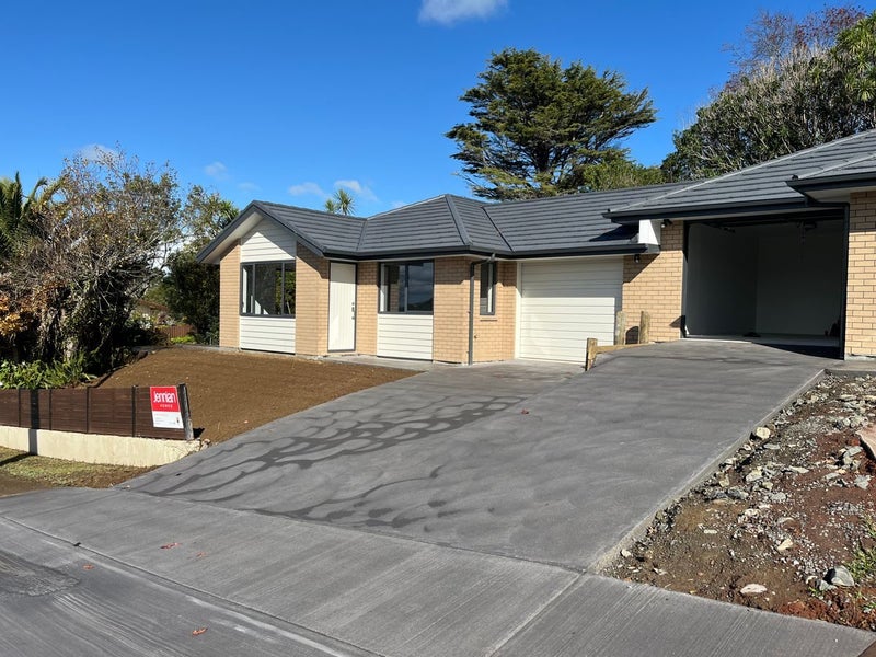 16 Ranfurly Street, Dargaville - Carousel 1