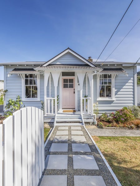 3 Pomare Street, Ngaio, Wellington - Carousel 1