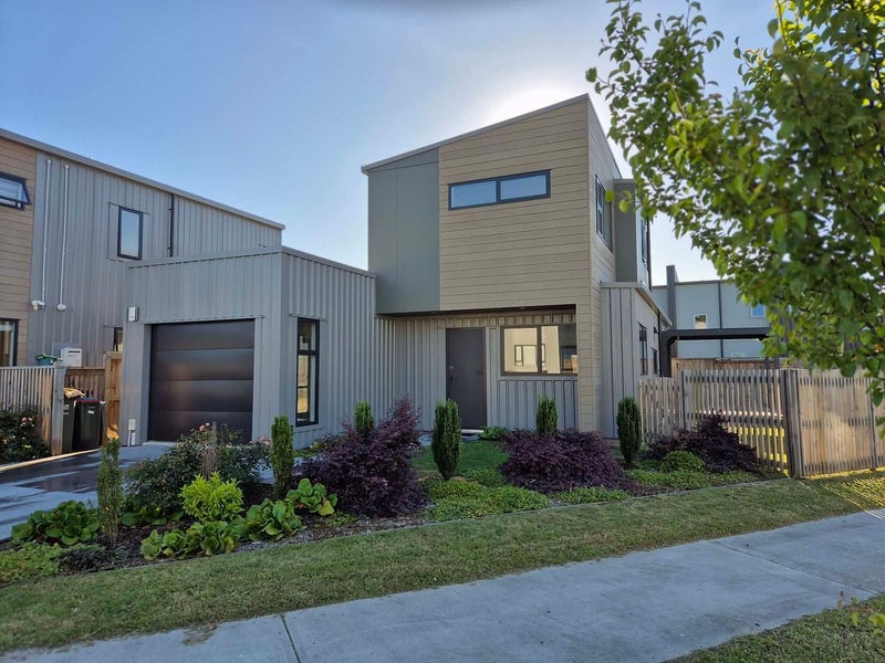 19 Jacks Landing Drive, Hamilton Lake, Hamilton - Carousel 1