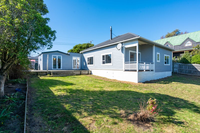40 Seaton Road, Portobello, Dunedin - Carousel 1