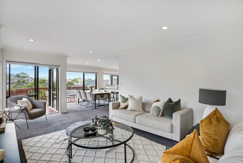 25 Trotting Terrace, Fairview Heights, Auckland - Carousel 2