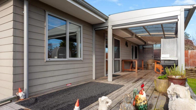 37A Charles Street, Westshore, Napier - Carousel 2