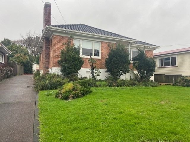53 Seacliffe Road, Hillsborough, Auckland - Carousel 8