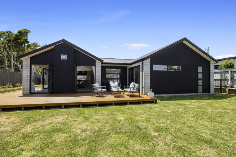 23 Nadine Stanton Drive, Bell Block, New Plymouth - Carousel 2