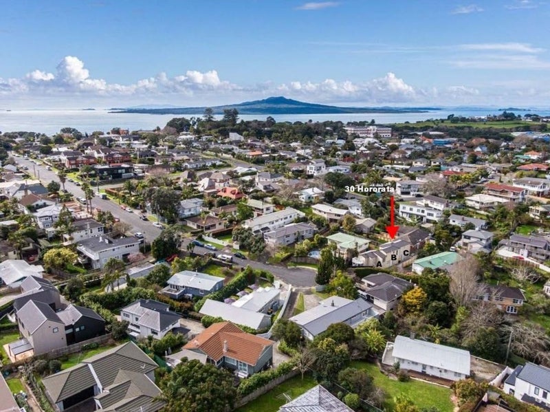 3/30 Hororata Road, Hauraki, Auckland - Carousel 1
