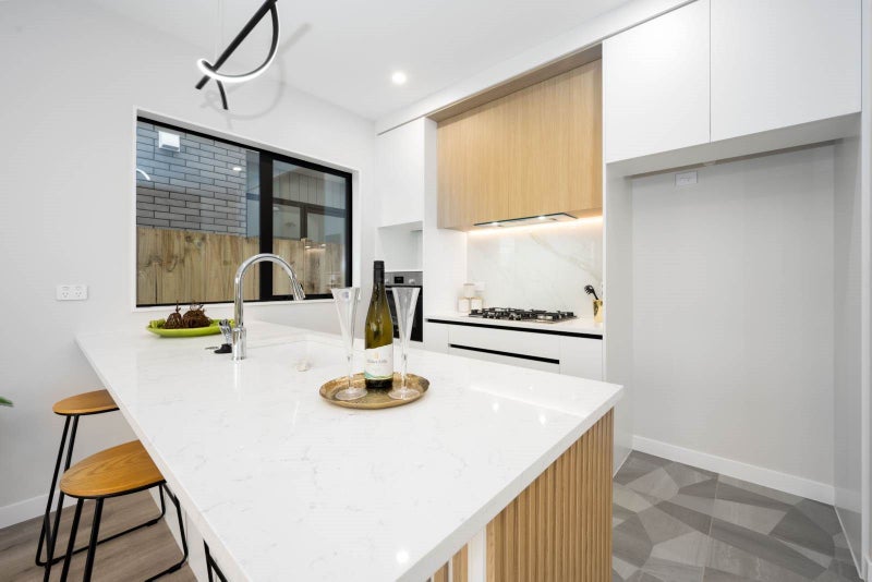 28 Horokaka Street, Massey, Auckland - Carousel 35