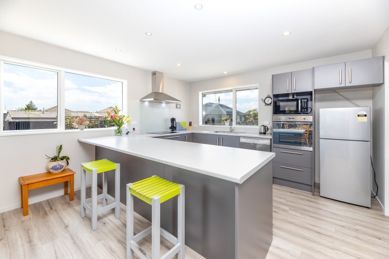 98B Bridge Street, New Brighton, Christchurch - Carousel 2