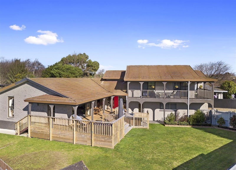 10 Ruddenklau Lane, Bishopdale, Christchurch - Carousel 1