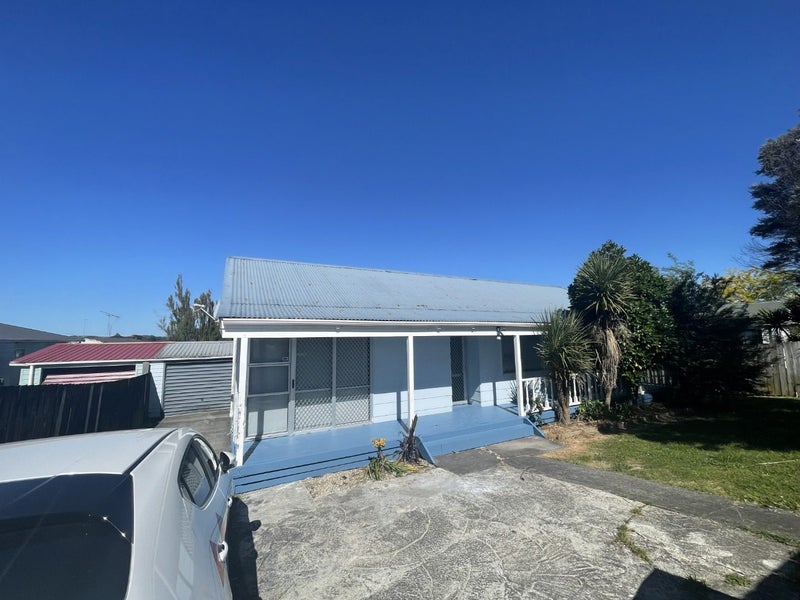 52 Shifnal Drive, Randwick Park, Auckland - Carousel 2