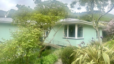 43 Greenacres Street, Macandrew Bay, Dunedin - Carousel 1