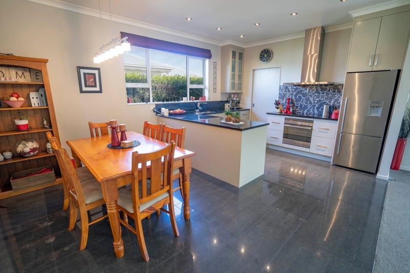 100 Wilton Street, Windsor, Invercargill - Carousel 2