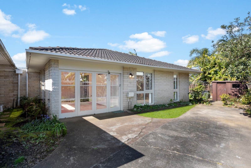 3/113 Kolmar Road, Papatoetoe, Auckland - Carousel 1