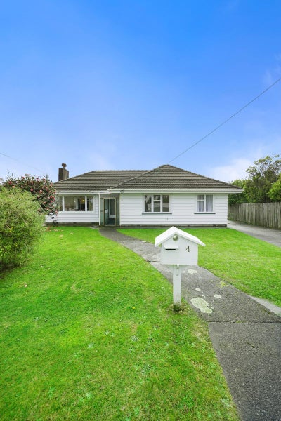4 Wilson Grove, Normandale, Lower Hutt - Carousel 23