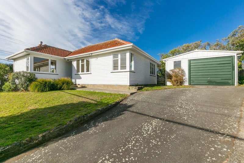 37 Clifford Road, Johnsonville, Wellington - Carousel 2