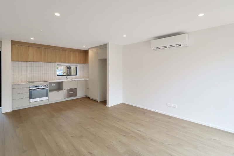 8/1 Rainey Grove, Taita, Lower Hutt - Carousel 2