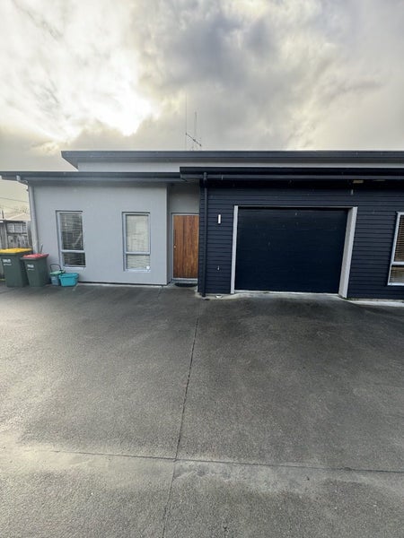 49E Albert Street, Hamilton East, Hamilton - Carousel 2