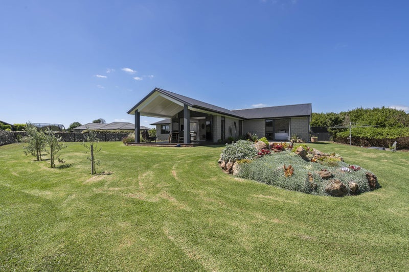 6 Capstone Place, Kamo - Carousel 2