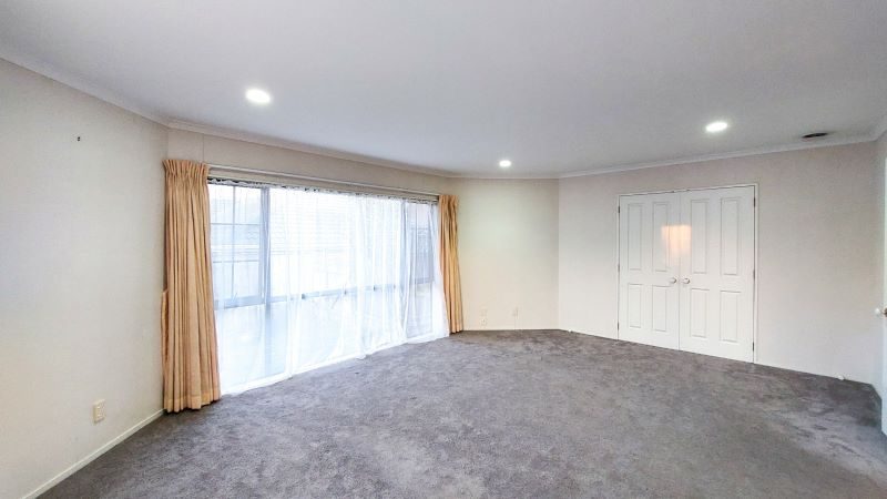 28 Stellamaris Way, Northpark, Manukau - Carousel 16