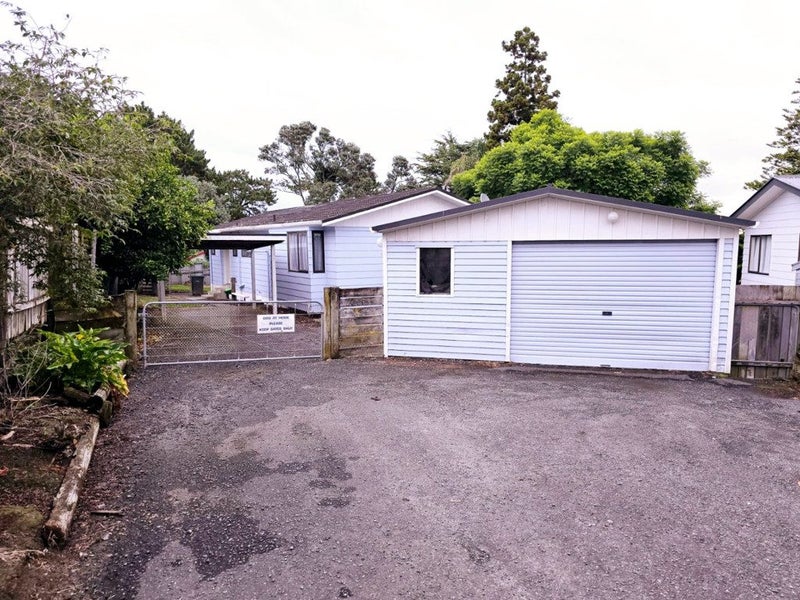 226 Mahia Road, Weymouth, Auckland - Carousel 1