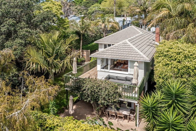 11B Albert Road, Devonport, Auckland - Carousel 1