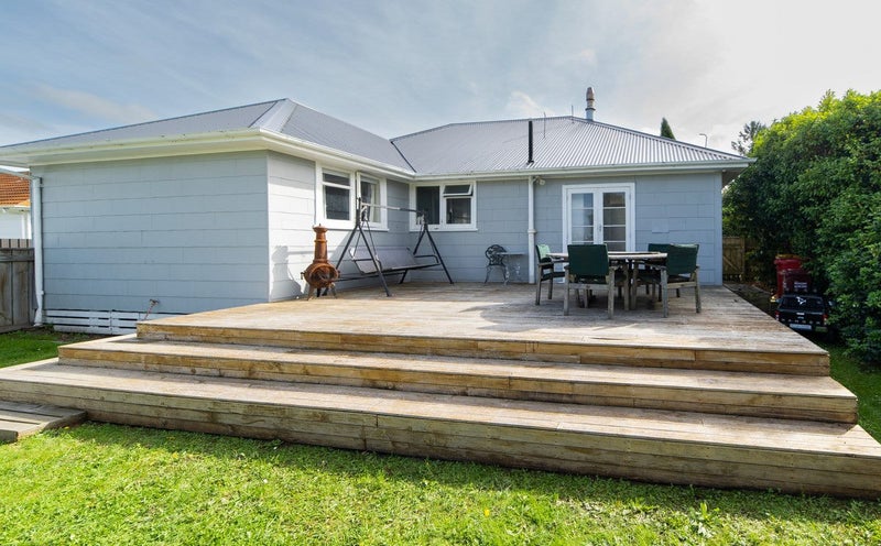 31 Kummer Crescent, Masterton - Carousel 2