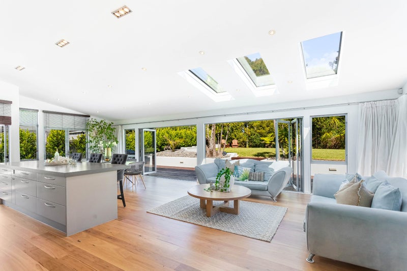 40 Kittiwake Drive, Schnapper Rock, Auckland - Carousel 1