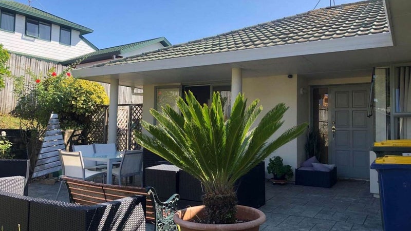 10 Lesa Annis Place, Henderson, Auckland - Carousel 1