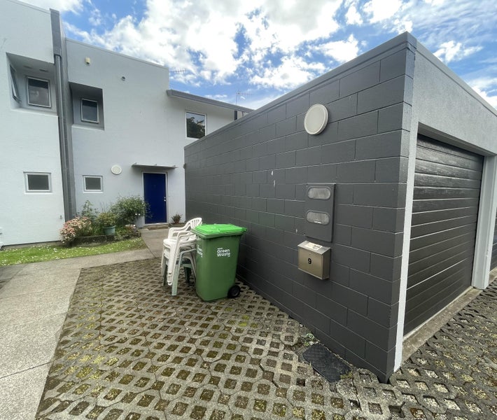 9/8 Eaglehurst Road, Ellerslie, Auckland - Carousel 13