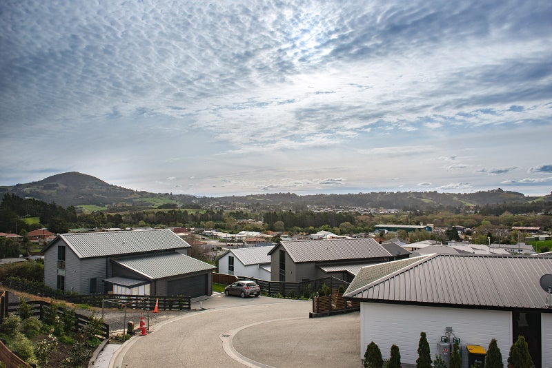 8 Ella Lane, Green Island, Dunedin - Carousel 5