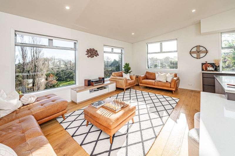 12A Montgomery Road, Otamatea, Whanganui - Carousel 2