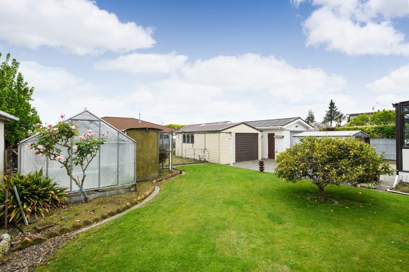 25 Puriri Terrace, Roslyn, Palmerston North - Carousel 2