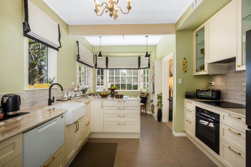 425 Muritai Road, Eastbourne, Lower Hutt - Carousel 2