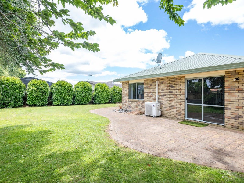 21 Halyard Close, Flagstaff, Hamilton - Carousel 2