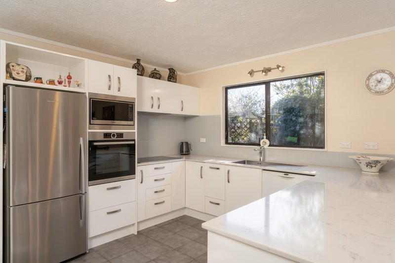 40 Erris Street, Johnsonville, Wellington - Carousel 2