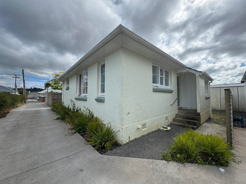 36 Oxford Crescent, Ebdentown, Upper Hutt - Carousel 15