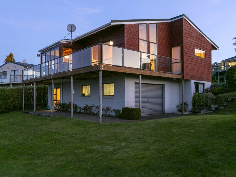 2 Kuharua Place, Omori, Tūrangi - Carousel 1