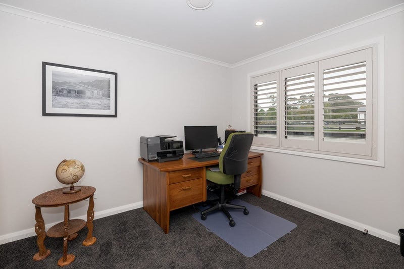 20 Tula Lane, Kelvin Grove, Palmerston North - Carousel 35