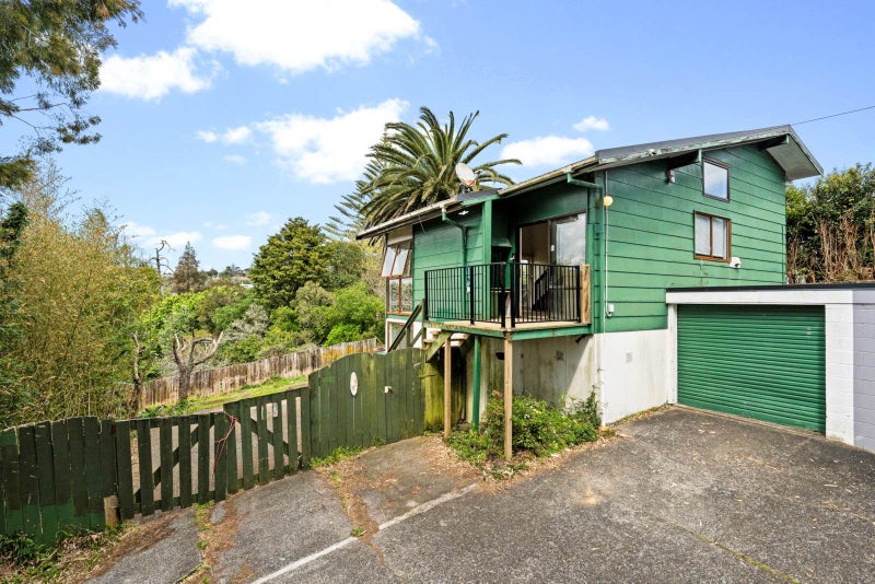 2/63 Eskdale Road, Birkdale, Auckland - Carousel 1