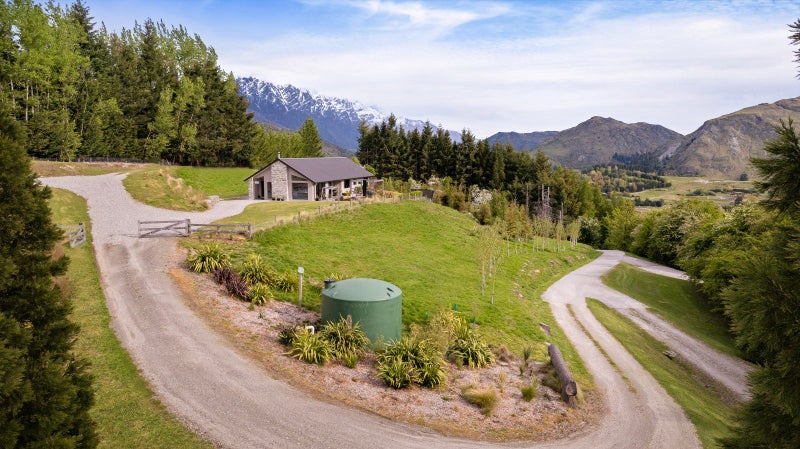 86 Mountain View Road, Dalefield, Queenstown - Carousel 37