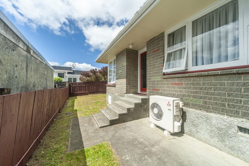 6 Cranwell Street, Churton Park, Wellington - Carousel 1