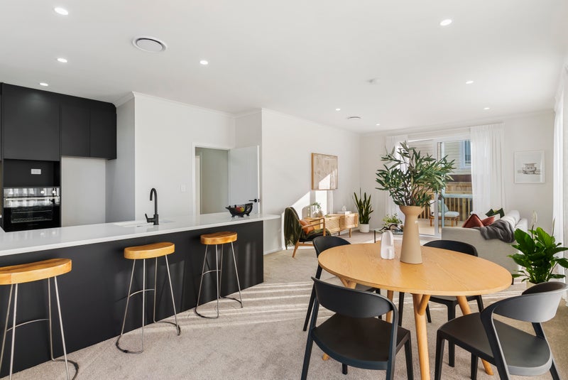2E Castleton Street, Birkdale, Auckland - Carousel 1
