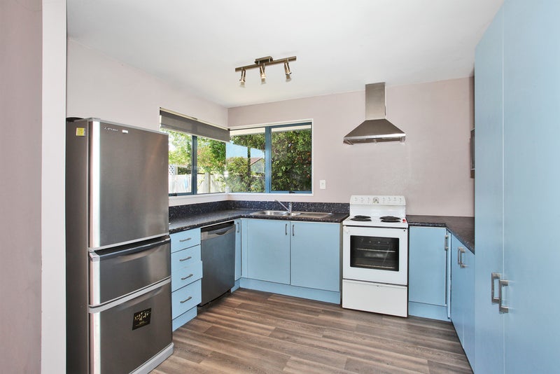 9 Bayside Lane, Bromley, Christchurch - Carousel 2