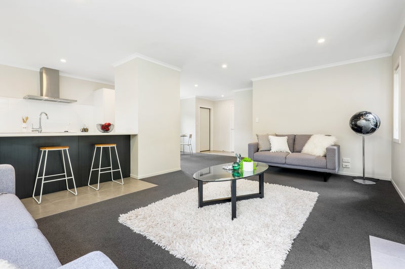 13 Southbrook Close, Glenview, Hamilton - Carousel 2